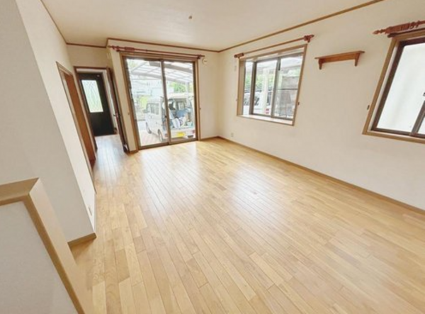 福山市本庄町中、中古一戸建ての画像です