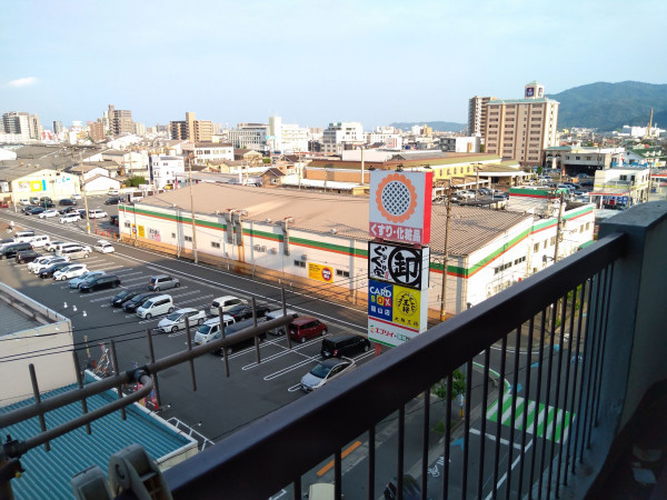 福山市南本庄、マンションの画像です