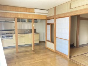 福山市田尻町、中古一戸建ての画像です
