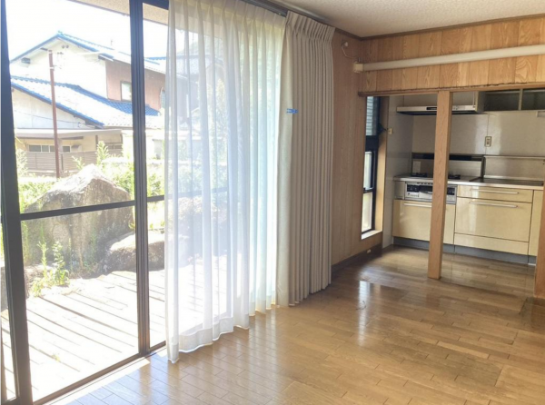 福山市田尻町、中古一戸建ての画像です