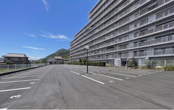 福山市水呑町、マンションの画像です