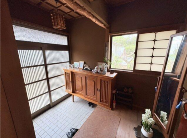 福山市久松台、中古一戸建ての画像です