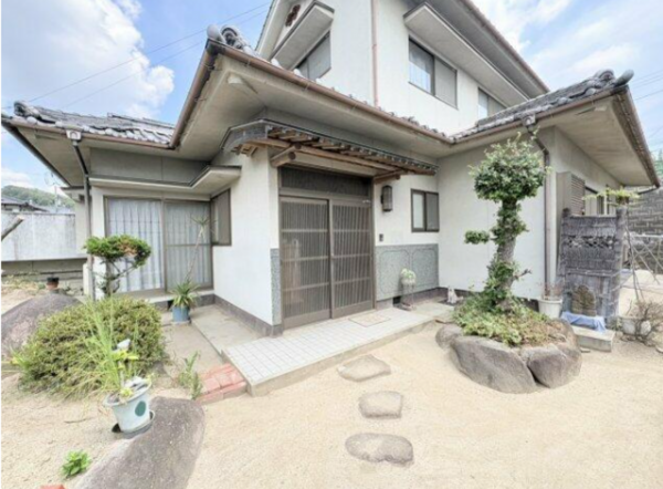 福山市久松台、中古一戸建ての画像です