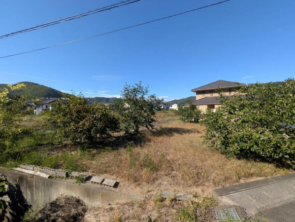 福山市沼隈町大字草深、土地の画像です