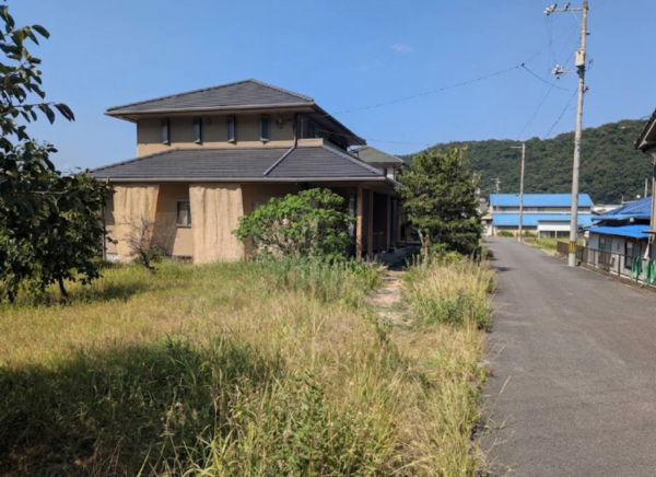 福山市沼隈町大字草深、土地の画像です