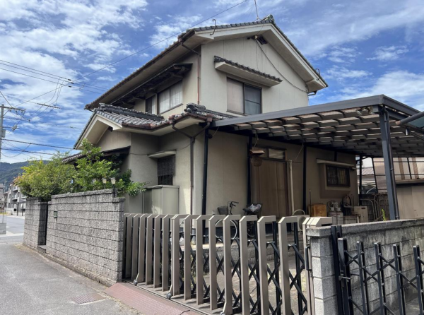 福山市川口町、中古一戸建ての画像です