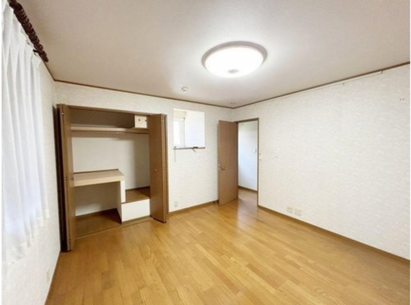 福山市北本庄、中古一戸建ての画像です