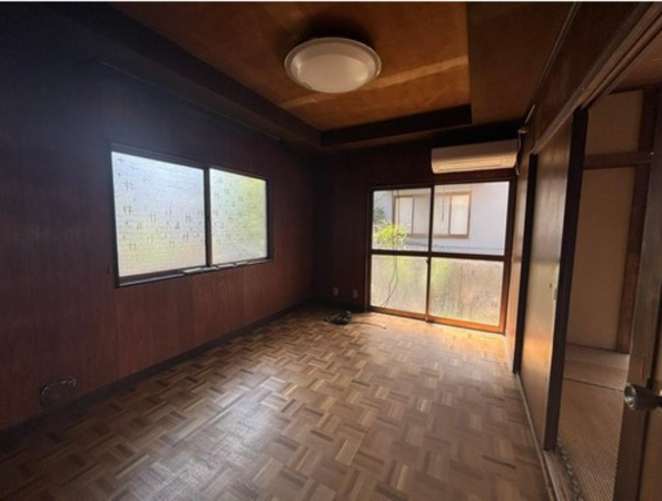 福山市曙町、中古一戸建ての画像です