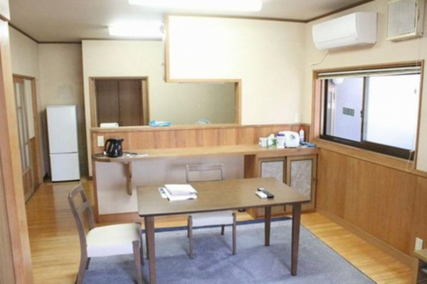 福山市東深津町、中古一戸建ての画像です