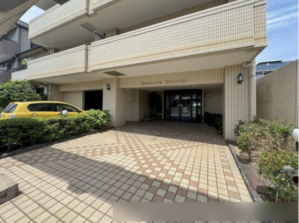 福山市道三町、マンションの画像です
