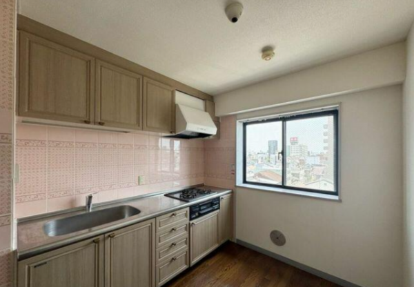 福山市道三町、マンションの画像です