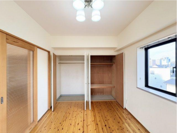 福山市道三町、マンションの画像です
