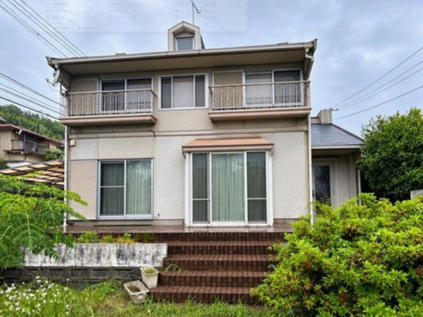 福山市蔵王町、中古一戸建ての間取り画像です