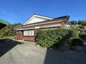 南九州市、中古一戸建ての画像です