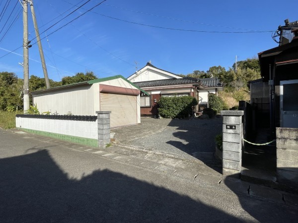南九州市、中古一戸建ての画像です