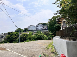 横須賀市三春町、土地の画像です