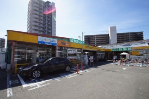 横須賀市森崎、新築一戸建てのスーパー画像です