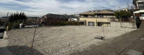 横須賀市武、土地の前面道路を含む現地写真画像です