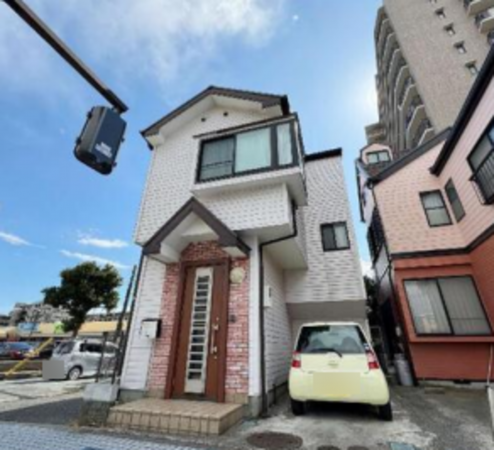 横須賀市久里浜、中古一戸建ての外観画像です
