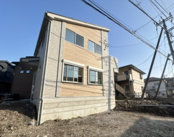 横須賀市長沢、新築一戸建ての外観画像です