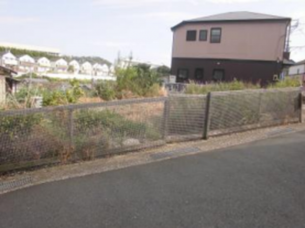 横須賀市野比、土地の前面道路を含む現地写真画像です