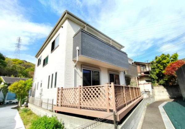 横須賀市岩戸、中古一戸建ての外観画像です