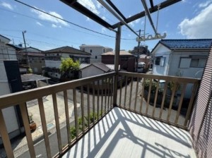横須賀市平作、中古一戸建てのバルコニー画像です