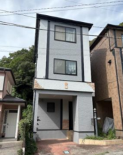 横須賀市佐原、中古一戸建ての外観画像です