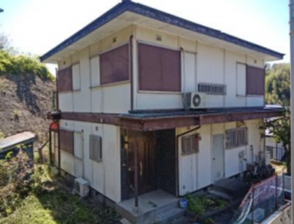 横須賀市公郷町、中古一戸建ての外観画像です