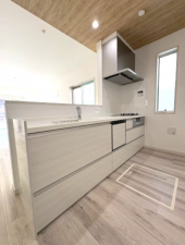 横須賀市野比、新築一戸建てのキッチン画像です