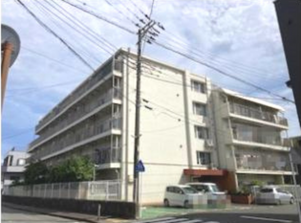 横須賀市久里浜、マンションの外観画像です