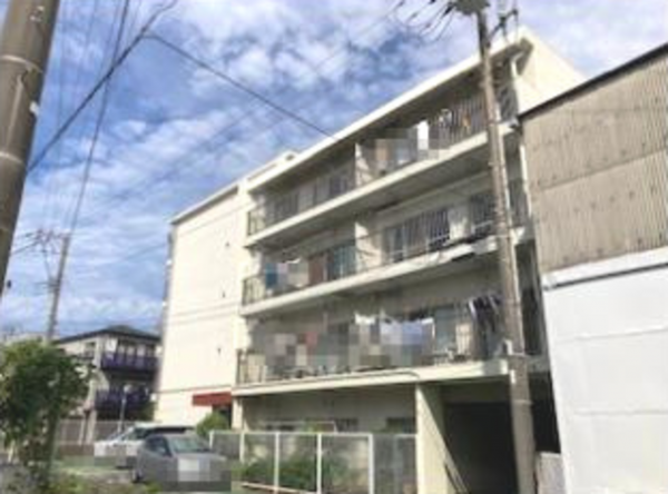 横須賀市久里浜、マンションの外観画像です