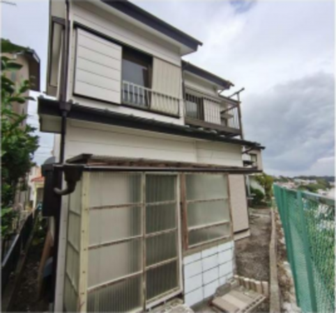 横須賀市二葉、中古一戸建ての外観画像です