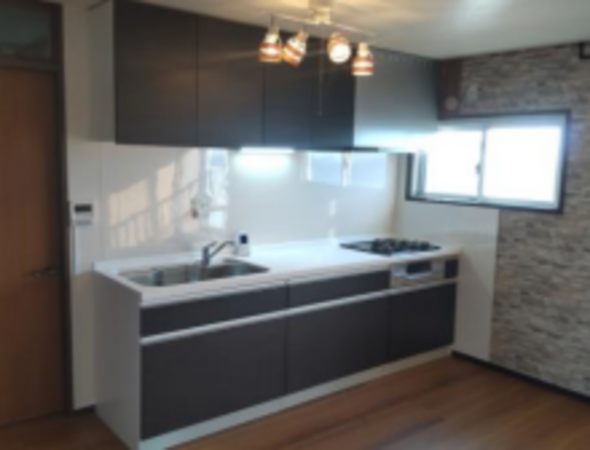 横須賀市桜が丘、マンションのキッチン画像です