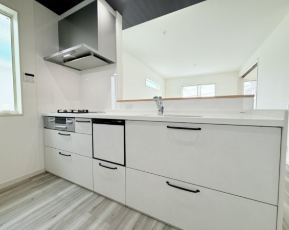 横須賀市久里浜、新築一戸建てのキッチン画像です