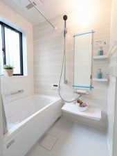 横須賀市平作、中古一戸建ての風呂画像です