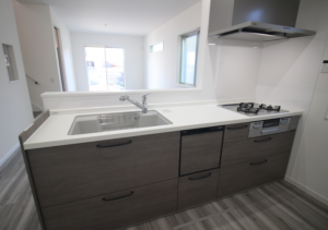 横須賀市舟倉、新築一戸建てのキッチン画像です