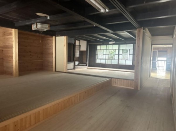 福知山市字立原、中古一戸建ての画像です