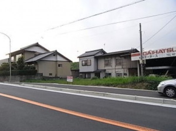 綾部市下八田町、土地の画像です