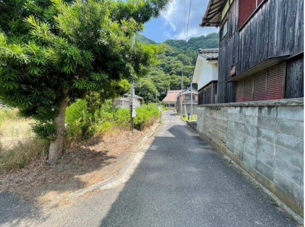 舞鶴市字東神崎、土地の画像です