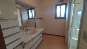 福知山市大江町、中古一戸建ての洗面画像です