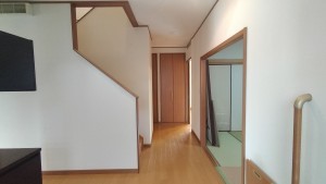 福知山市大江町、中古一戸建ての玄関画像です