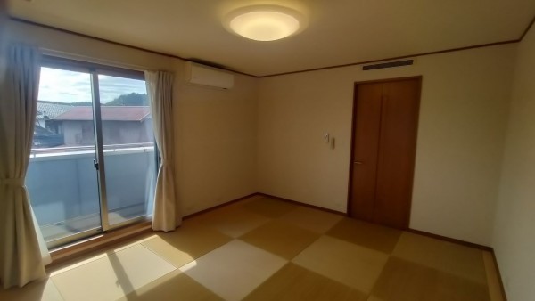 福知山市大江町、中古一戸建ての寝室画像です