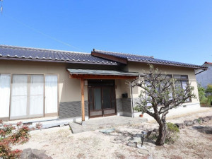 境港市明治町、中古一戸建ての外観画像です