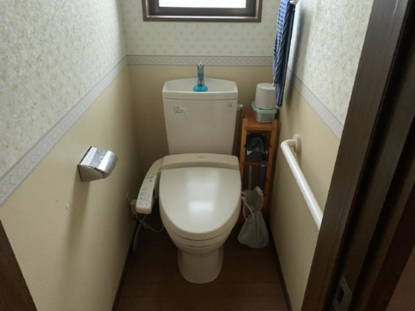 境港市明治町、中古一戸建てのトイレ画像です