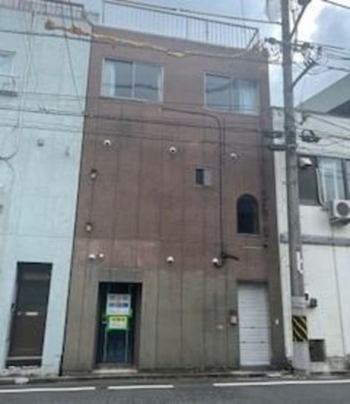 鳥取市永楽温泉町、収益物件/店舗付住宅の画像です