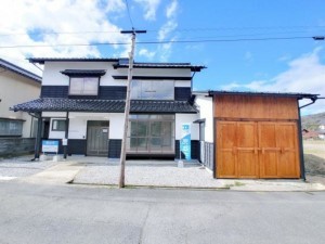 岩美郡岩美町大字岩井、中古一戸建ての外観画像です