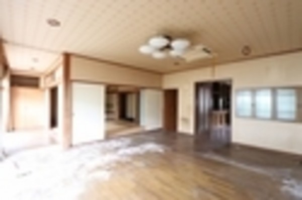 松江市東津田町、中古一戸建ての画像です