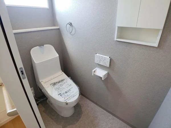 米子市旗ヶ崎、新築一戸建てのトイレ画像です