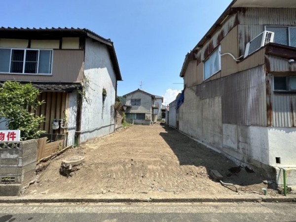 鳥取市吉方町、土地の前面道路を含む現地写真画像です